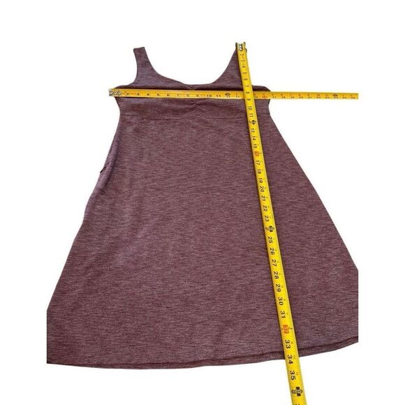 KUHL Women’s  Dress Size Medium Build In Bra Zip Pocket Outdoor Stretchy - Picture 13 of 13